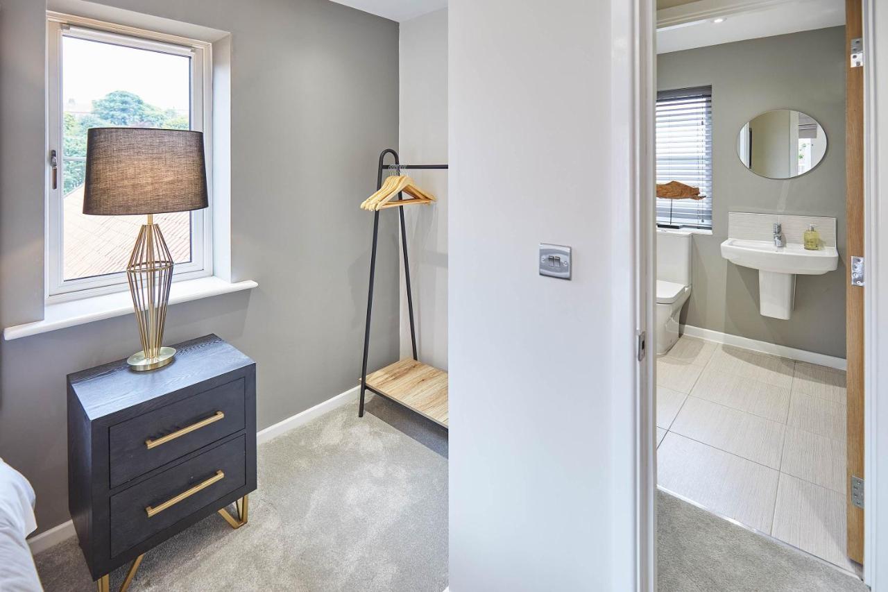 Host & Stay - Lightkeeper'S Cottage Уитби Экстерьер фото